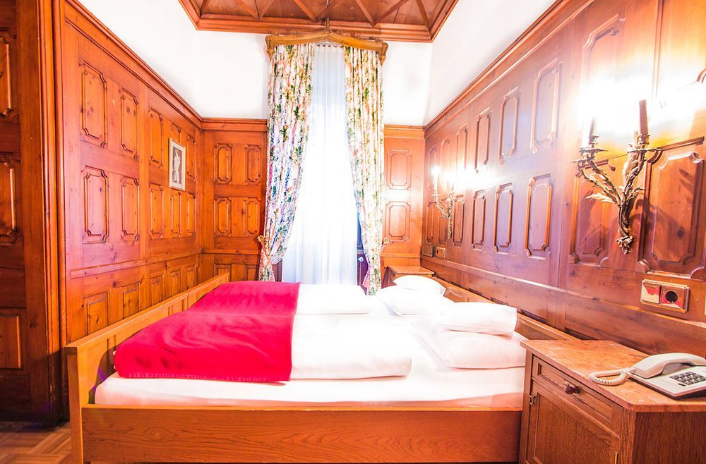 Hotel Solitude 4*