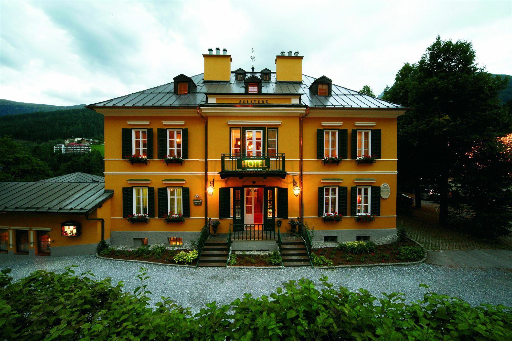 Solitude Hotel